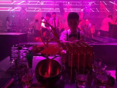 -HiIbiza酒吧