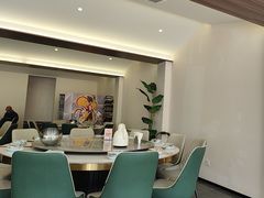 -何适山庄 ·可团建(水长城P2停车场店)