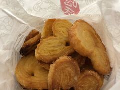 小蝴蝶酥-上海哈尔滨食品厂(淮海中路店)