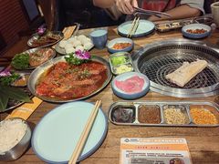 -明洞阿姨·韩式酱蟹烤肉·创意料理(三元桥店)