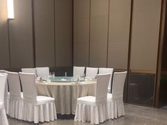 -凤凰园烤鸭店·唐山菜·传承花椒肉(老唐丰路店)