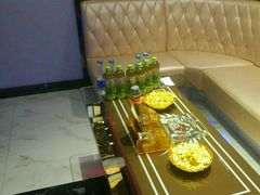 -艾尚主题式KTV(艾溪湖绿地店)