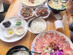 -桥香园过桥米线(国贸店)