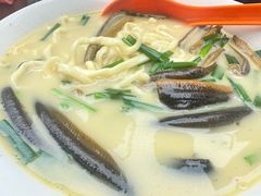 -三百碗宝应长鱼面(板仓街店)