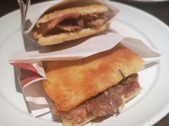 驴肉火烧-掌柜的店·河南菜(世茂店)