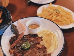 -羽深肉铺 Steak & Wine
