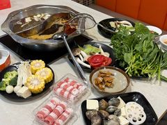 -尚品海鲜肥牛自助火锅(湖明店)