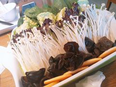 -拾味馆·浓鲜骨汤(光谷天地店)
