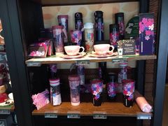 零售区-星巴克臻选(苏州汇豪店)