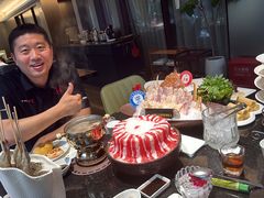 -海鲨湾海鲜会馆(百家湖1912店)