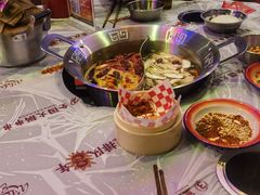 -大芊金重庆串串火锅(南京路店)