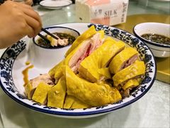 三黄鸡(半只)-老费牛杂馆(西菜市巷店)