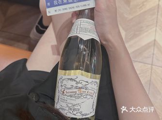 排队的还有好多好多人。很久没来东盛了,菜品又更新了