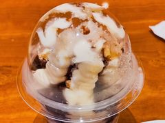 巧克力脆皮冰淇淋-白金汉爵大酒店-24小时餐厅(南京白金汉爵大酒店店)