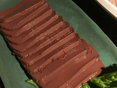 -老牌坊云南鱼豆花火锅(哈西万达店)
