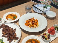 -连鹭海鲜·海肠捞饭·海胆饭(星海店)
