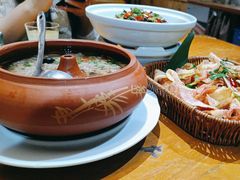 -老滇山寨•云南特色菜•地方菜•民族风情歌舞表演(金碧店)