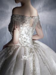 点击看大图 -艾拉·女王婚纱礼服馆