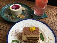 -84那年咖啡馆(李沧万达店)