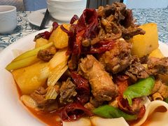 新疆大盘鸡-巴扎美食·新疆菜·西域歌舞表演餐厅(新疆大厦店)