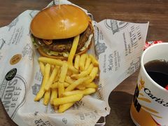 -The Habit Burger Grill 哈比特汉堡(爱琴海店)