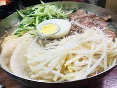 冰沙骨汤冷面-米屋石锅拌饭(师大店)