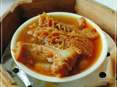 -亚洲国际大酒店·云顶阁旋转自助餐厅