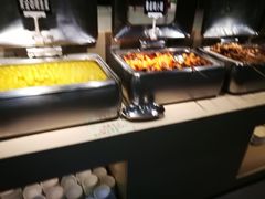 -蒙肥羊·酸汤潮牛·鲜牛肉火锅烤肉自助(岗顶店)