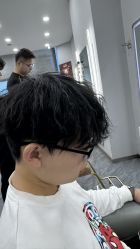 -藤野造型烫染·漂发