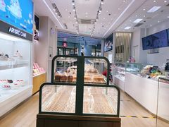 面包甜点陈列柜-好利来(西铁营万达广场店)