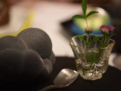 小鸡炖蘑菇-茶是一枝花泡茶店