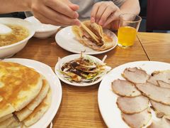 -李连贵熏肉大饼(沈阳站店)