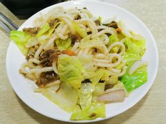 肥牛炒乌冬面-拌来拌去石鍋拌飯(文鼎店)