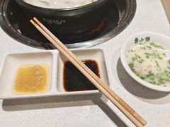 -粤小煲鲜汤猪肚鸡(丹尼斯二天地店)