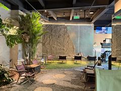 -J Create城市露营咖啡·简餐·宠物(上海动物园店)