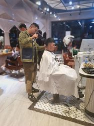 -PE SALON