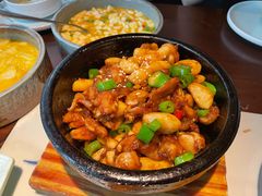 石锅牛蛙-渔沧米缸·绍兴美食(万达店)