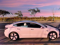 -TESLA 特斯拉(上海太古汇体验店)
