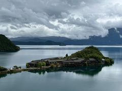 -里格半岛