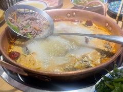 -洱火云南酸菜牛肉火锅(石景山当代商城店)