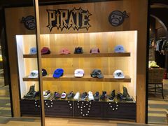 -BAPE STORE®(斯普瑞斯奥特莱斯店)