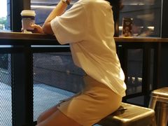 -瑞幸咖啡(怡富广场店)