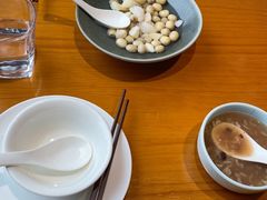 -莲餐厅·湖北菜·潜江小龙虾店(愚园路店)