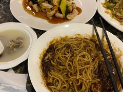 -桃园中华料理炸酱面(燕儿岛路店)