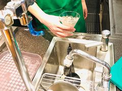 -星巴克(上海虹桥新天地二店)
