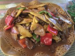 芒果炒牛肉-纳兰傣雀傣味餐厅