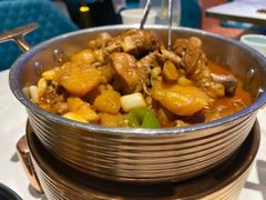 阿里疆大盘鸡-阿里疆Alijiang·丝路美食·异域风情·清真(长楹天街店)