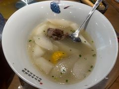 -有红鸡毛店·川菜(建设路店)