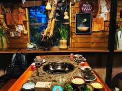 -厚山庭院重庆老火锅