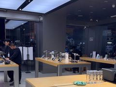 -DJI大疆(深圳华强北曼哈授权体验店)